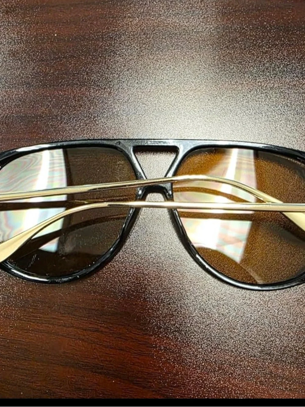 Hautesales yet wear framed